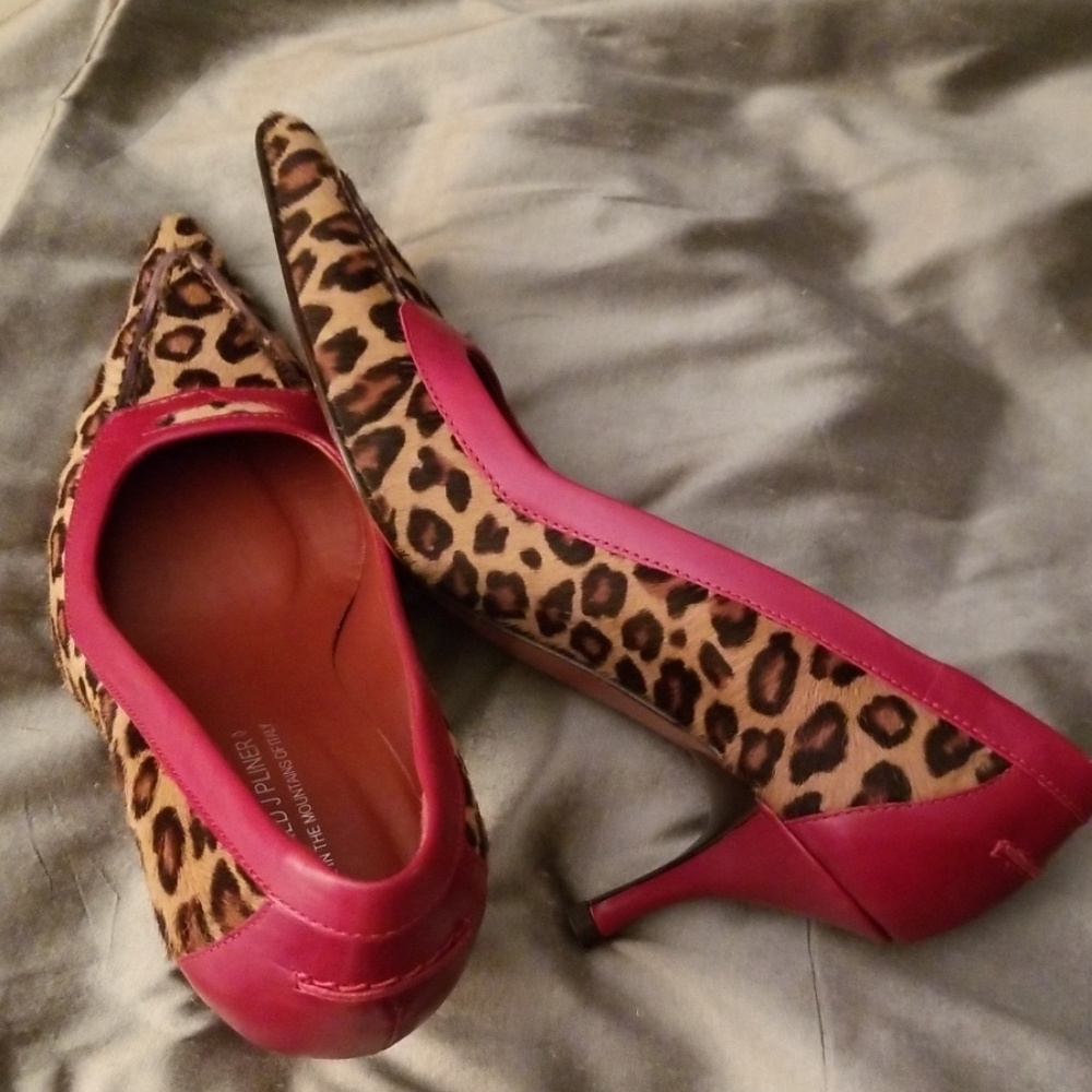 Shoes - Picture 4 of 6